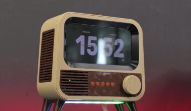 A Burned-Out Xiaomi Phone Now Runs Gemini AI Inside a Retro TV Case