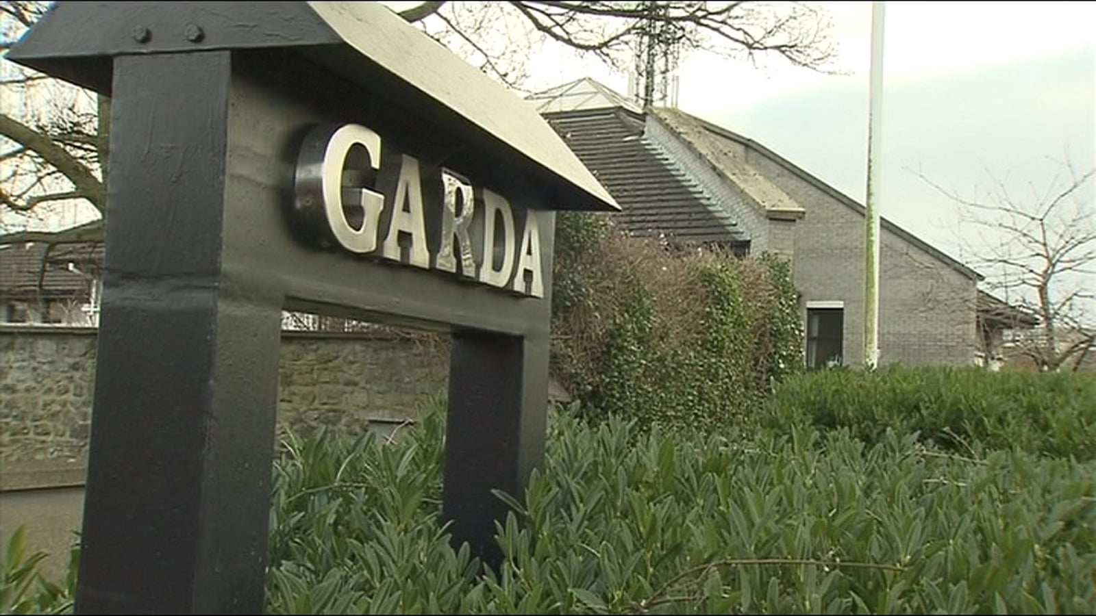 Carlow schools closed after threatening email received