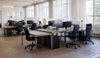 Higher public servants to discuss AI, pay, flexible work