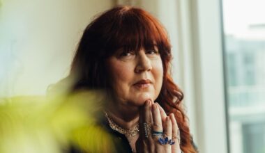 Behind the music - Helen O'Shea