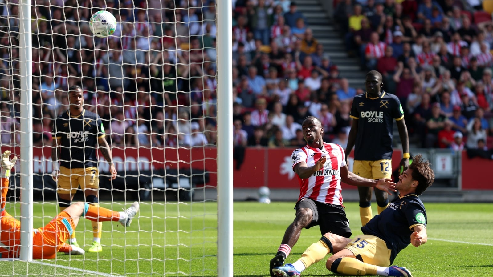 West Ham drop fears worsen after defeat