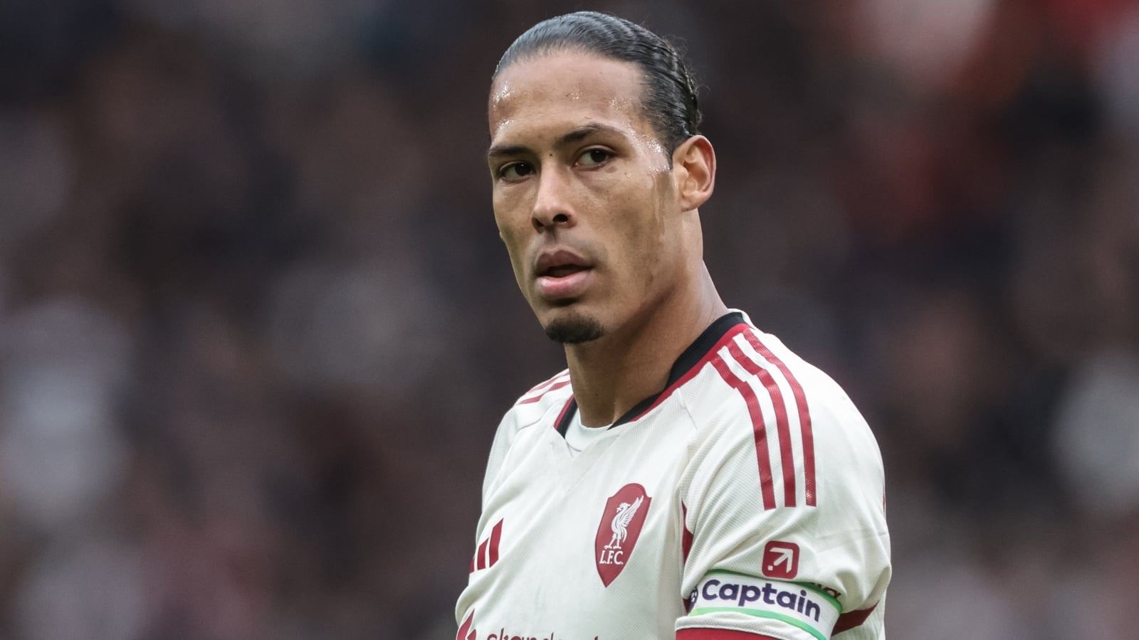 Van Dijk rejects notion Liverpool get too many days off