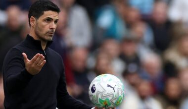 Arteta hails brave ref for overturning 'obvious error'