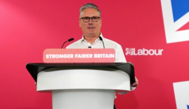 Live: First UK govt minister resigns, urges Starmer to quit - RTE.ie