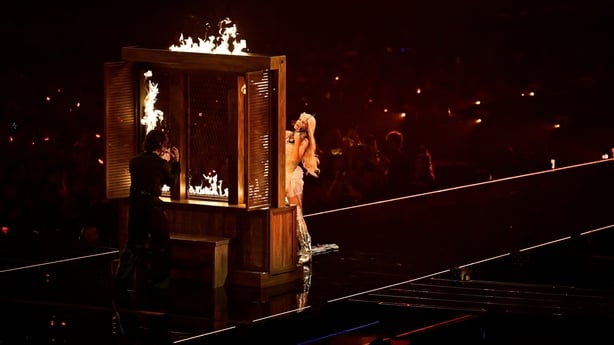 Finnish musicians Linda Lampenius and Pete Parkkonen eurovision dress rehearsal