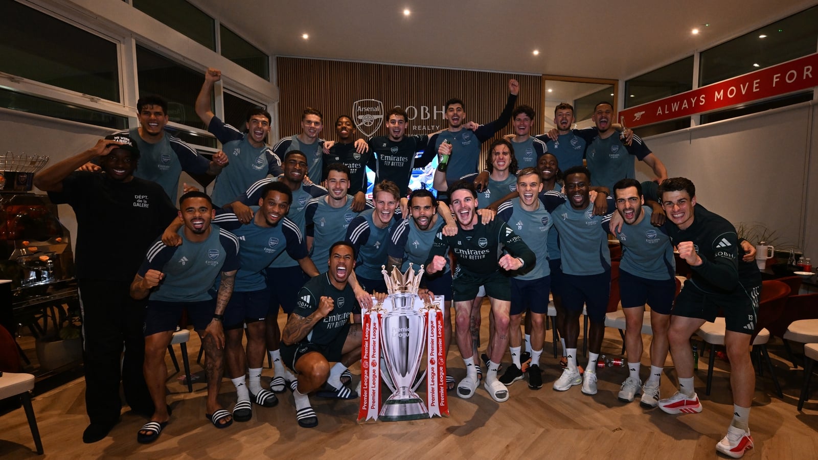 Arsenal win title after Man City stumble at Bournemouth
