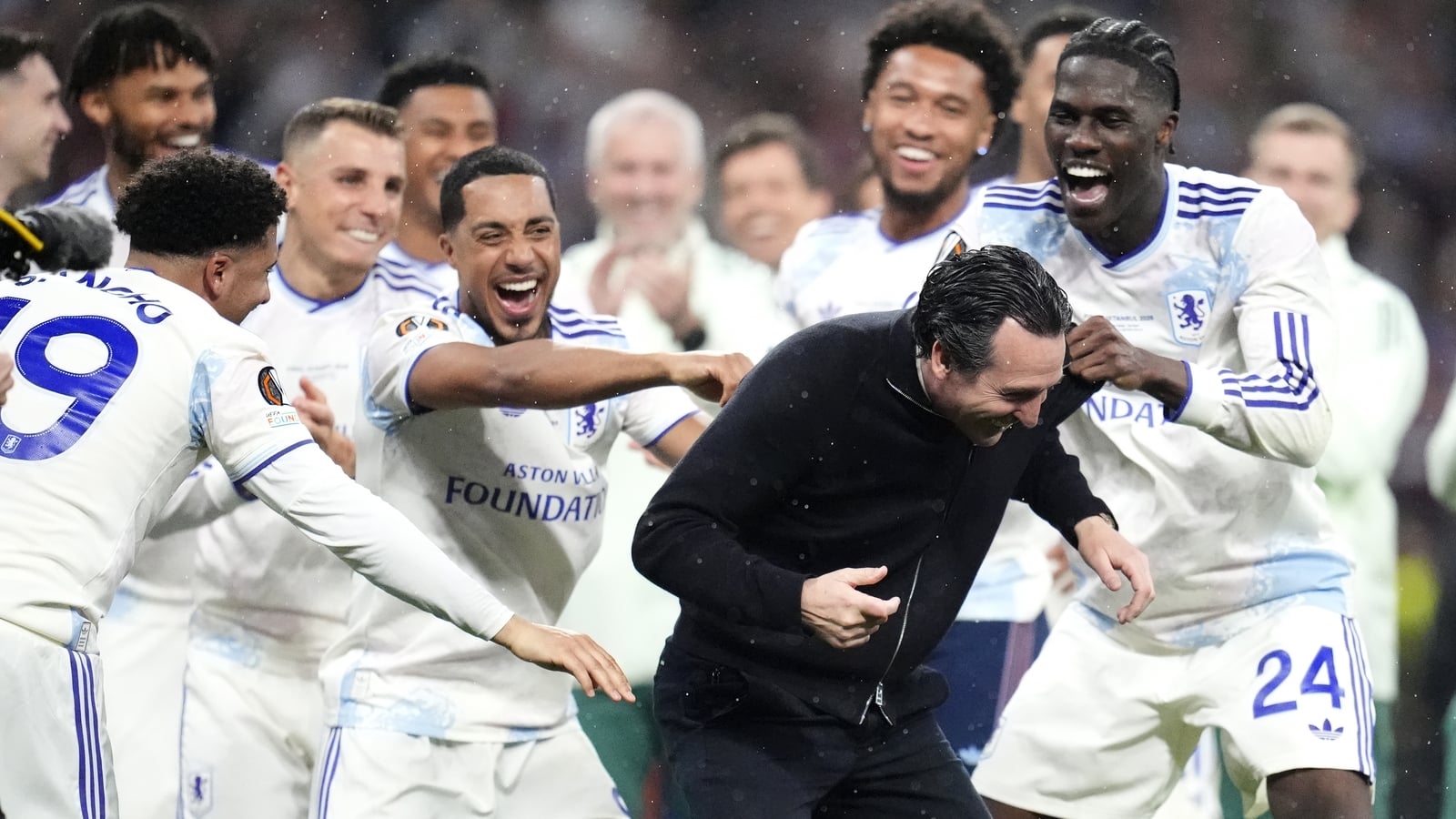 'We are the king together' – Emery hopes cup win a start