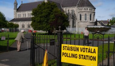 Returning Officer informs gardaí of power hose incident