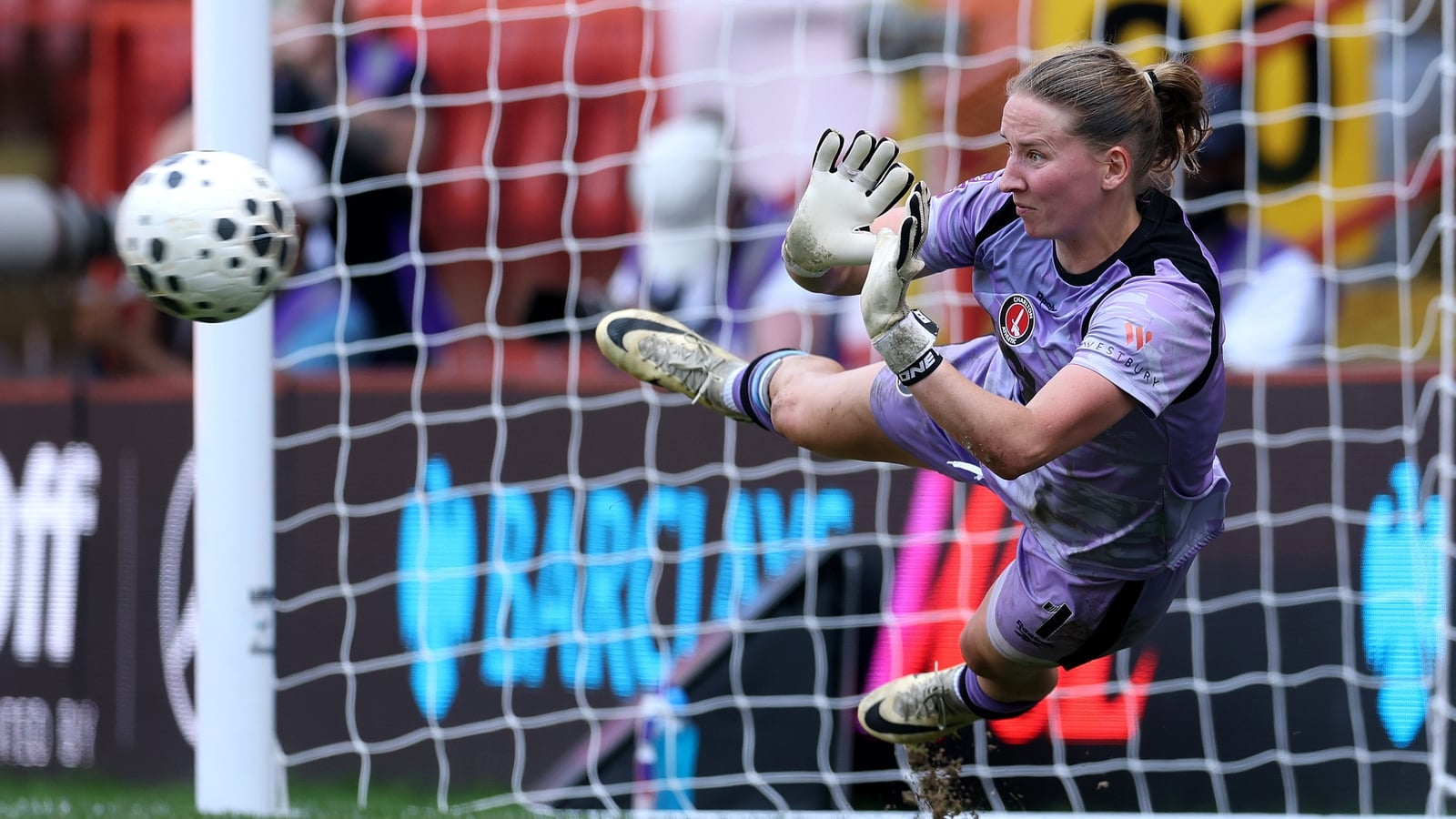 Whitehouse the Charlton saviour in WSL promotion play-off
