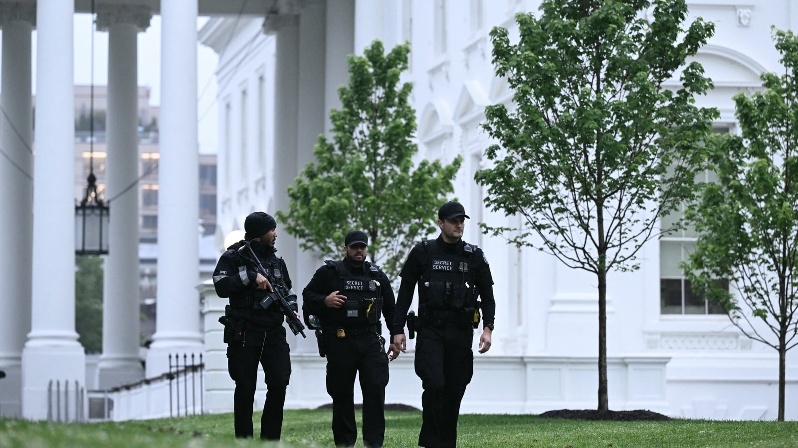 Suspect 'down' after shooting at police near White House