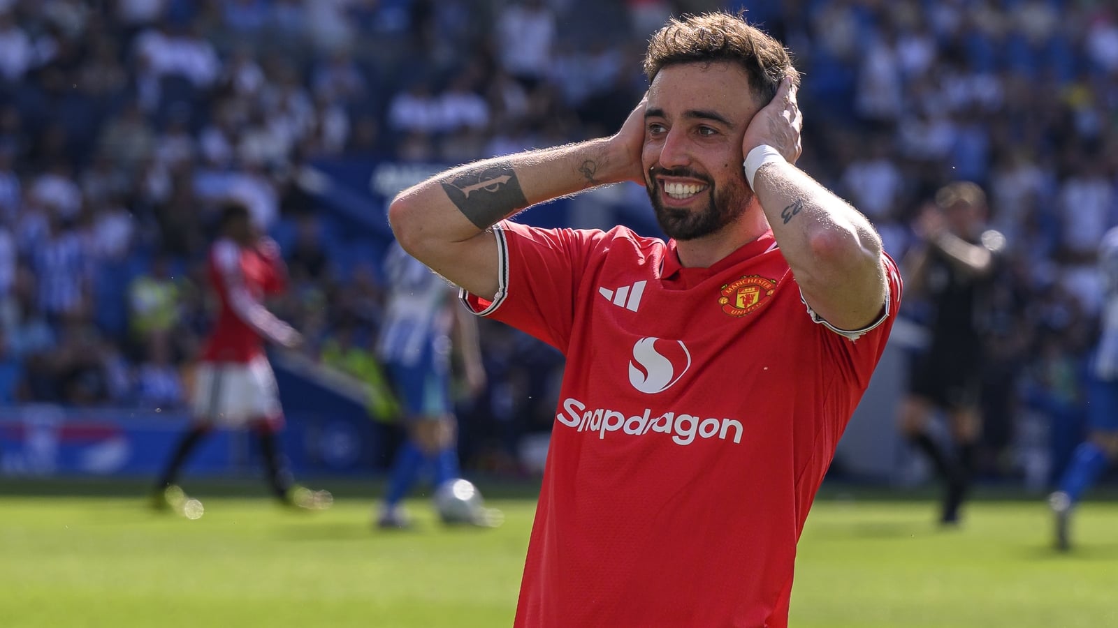 United captain Fernandes hits back at Keane 'lie'