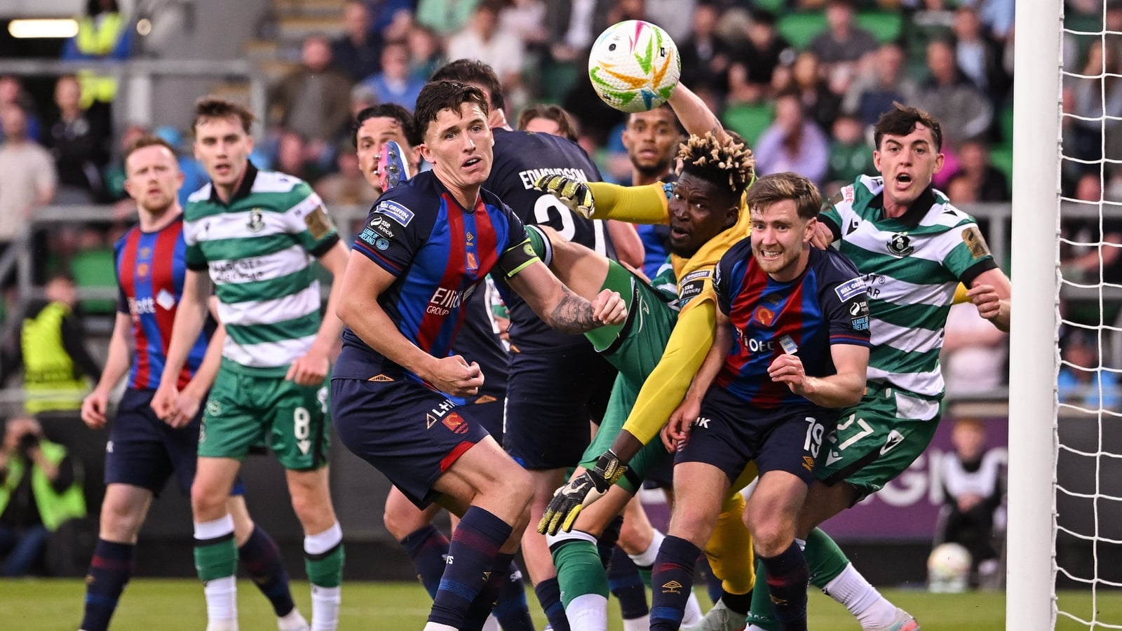 Burke screamer decisive as Hoops subdue Pat's