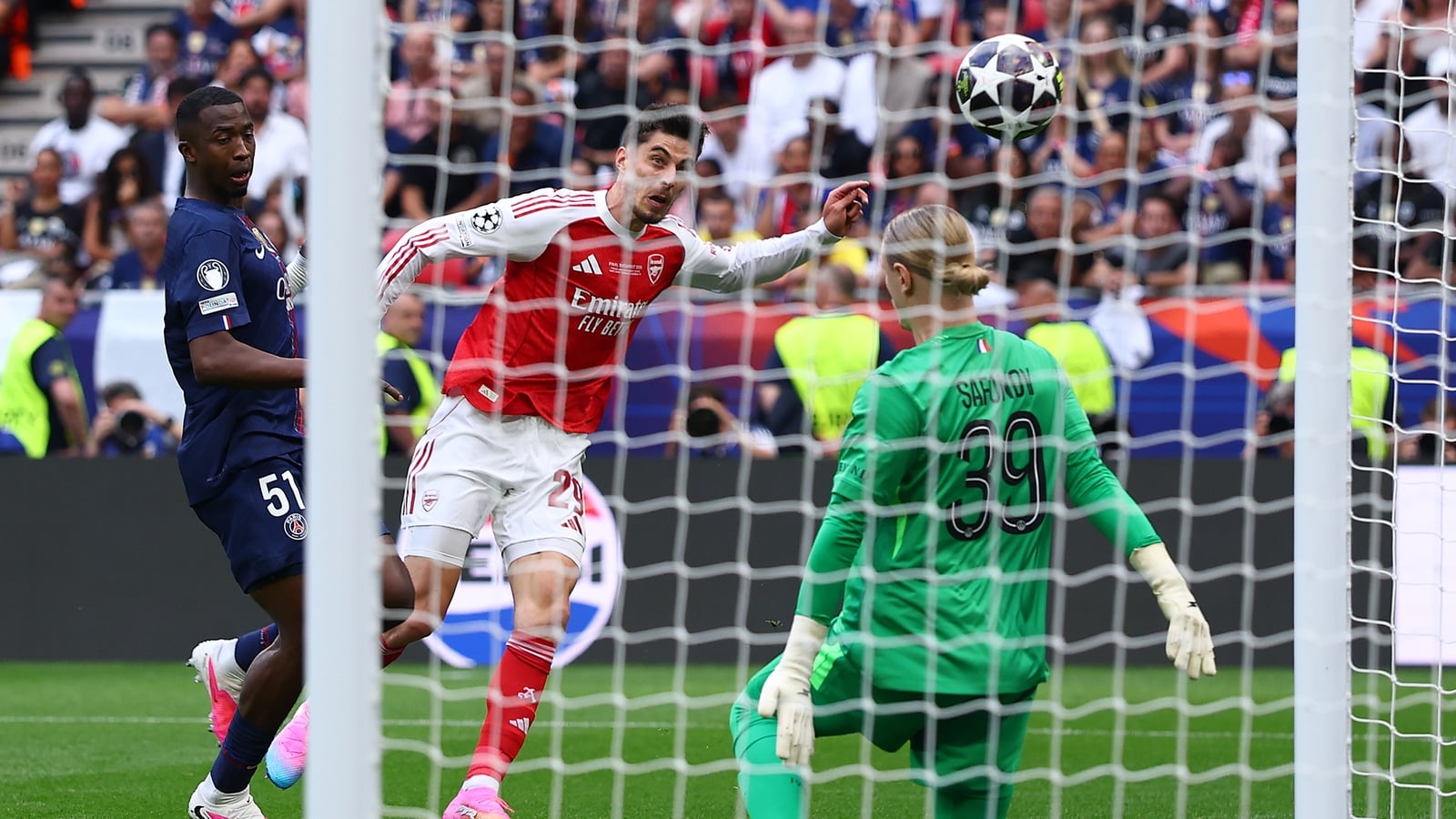 Live: Champions League final: PSG v Arsenal