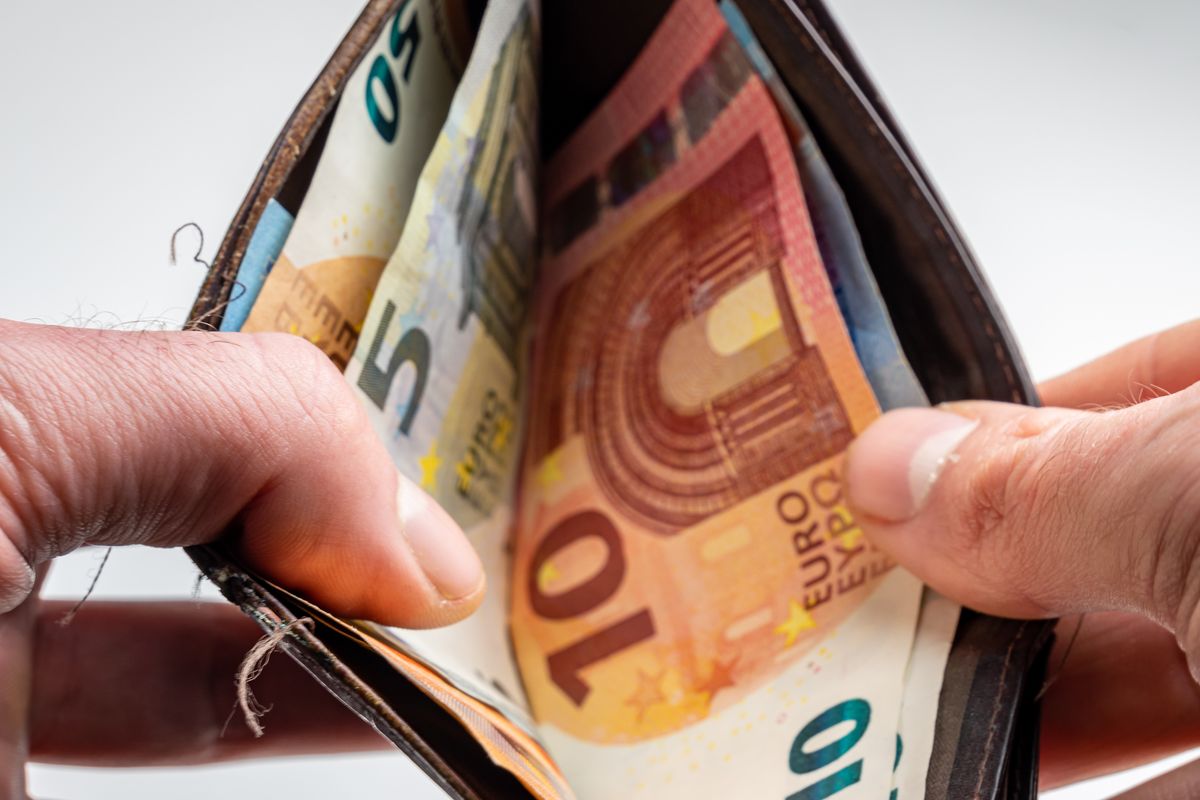Euro notes in wallet