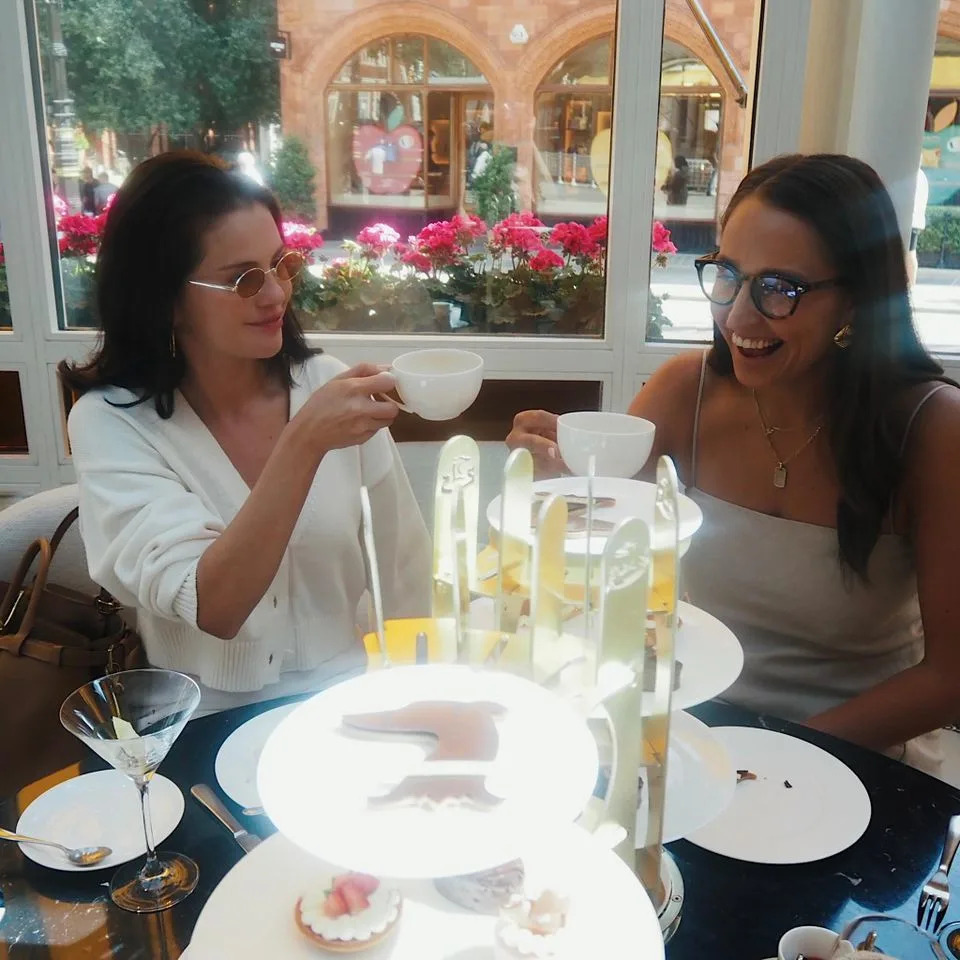 Selena Gomez enjoys a girls' trip to London while filming 