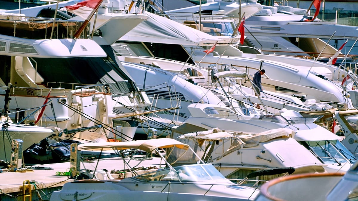 5,000 ultra-rich hold more than a quarter of Germany's financial wealth