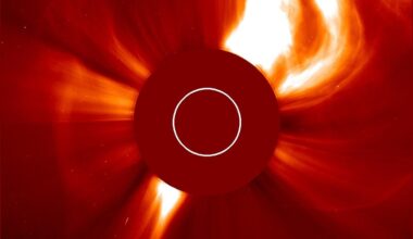 When observed in white light coronagraph imagery, CMEs sometimes resemble a light bulb, possessing a bright bulb like outer shell surrounding a dark void and compact inner structure. A new discovery reveals why some solar eruptions fail before reaching CME status (Credit : NASA/SOHO)