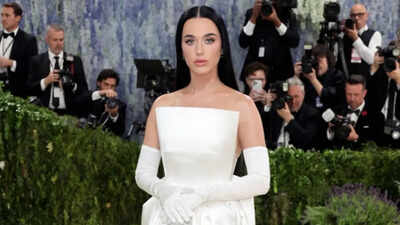 Katy Perry hilariously mourns ex Josh Groban’s engagement to Natalie McQueen with ‘The One That Got Away’ song