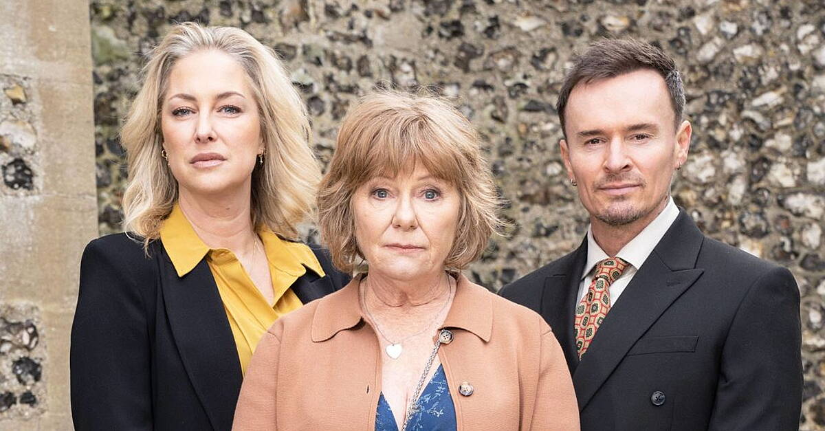 Jon Lee says it was ‘surreal’ to return to EastEnders after almost 30 years