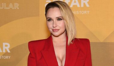 Hayden Panettiere has a very important message to share with everyone, she's into women too