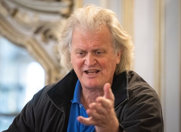 Wetherspoon boss criticises Ryanair chief Michael O’Leary’s proposal to cut drinking at airports