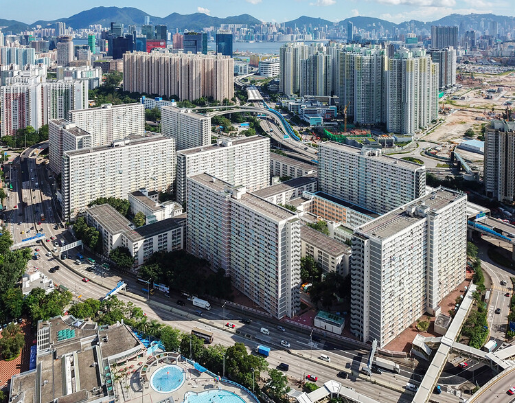 After Le Corbusier: How Southeast Asia Turned the Satellite City Into a Transit Megaproject - Image 7 of 17