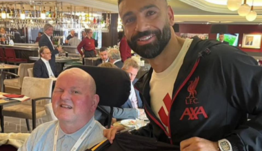 Seán Cox presents GAA jersey to Mo Salah