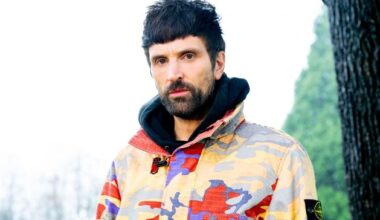 Serge Pizzorno of Kasabian: Calling for Kneecap to be banned from festivals is ‘completely ridiculous’