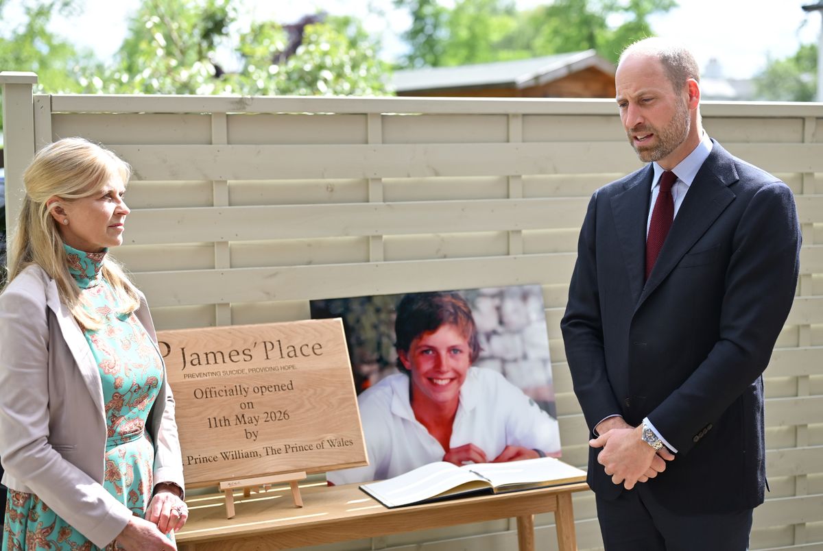 Prince William at the unveiling of a plaque