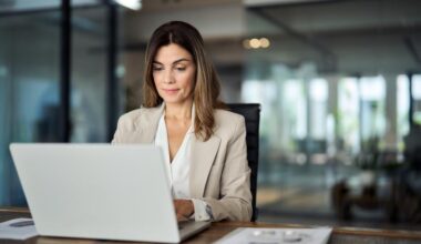 4 Leadership Lessons From The Loaded Question Fallacy In The Age Of AI