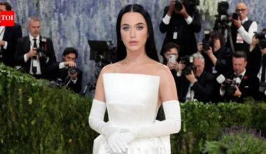 Josh Groban: Katy Perry hilariously mourns ex Josh Groban’s engagement to Natalie McQueen with ‘The One That Got Away’ song | English Movie News