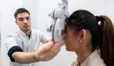 Optometrists to sue State for €100m over rates paid for ‘free eye tests’
