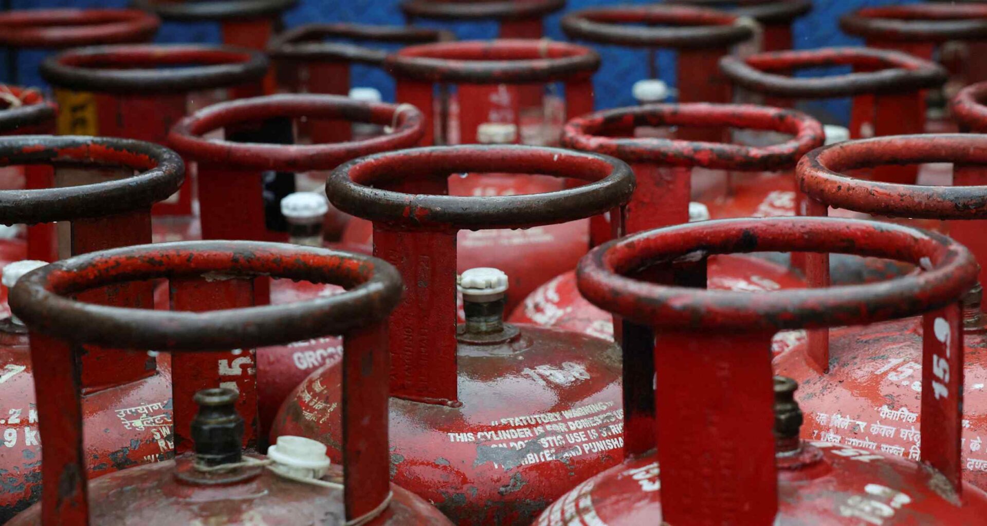 India faces LPG gap of 400,000 barrels a day as energy crisis goes on