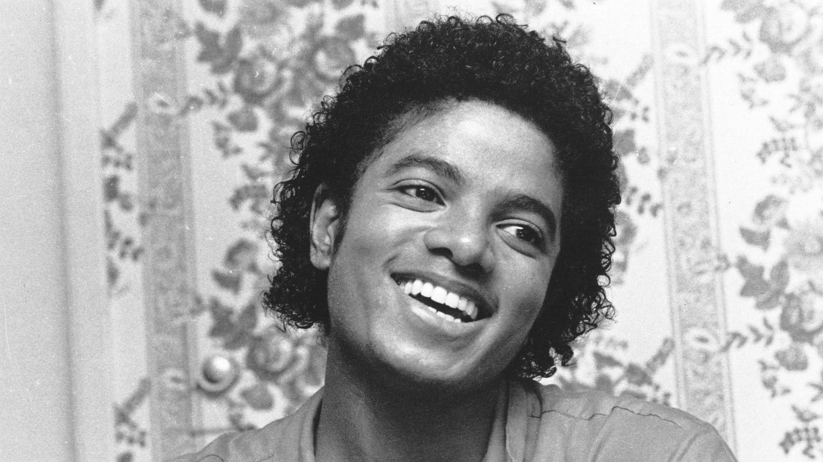 One Of Michael Jackson’s Final Albums Reaches A Chart Milestone