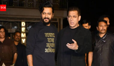 Salman Khan: 'Sorry bhai, sorry': Salman Khan accepts paparazzi’s apology at Raja Shivaji success party after hospital controversy | Hindi Movie News