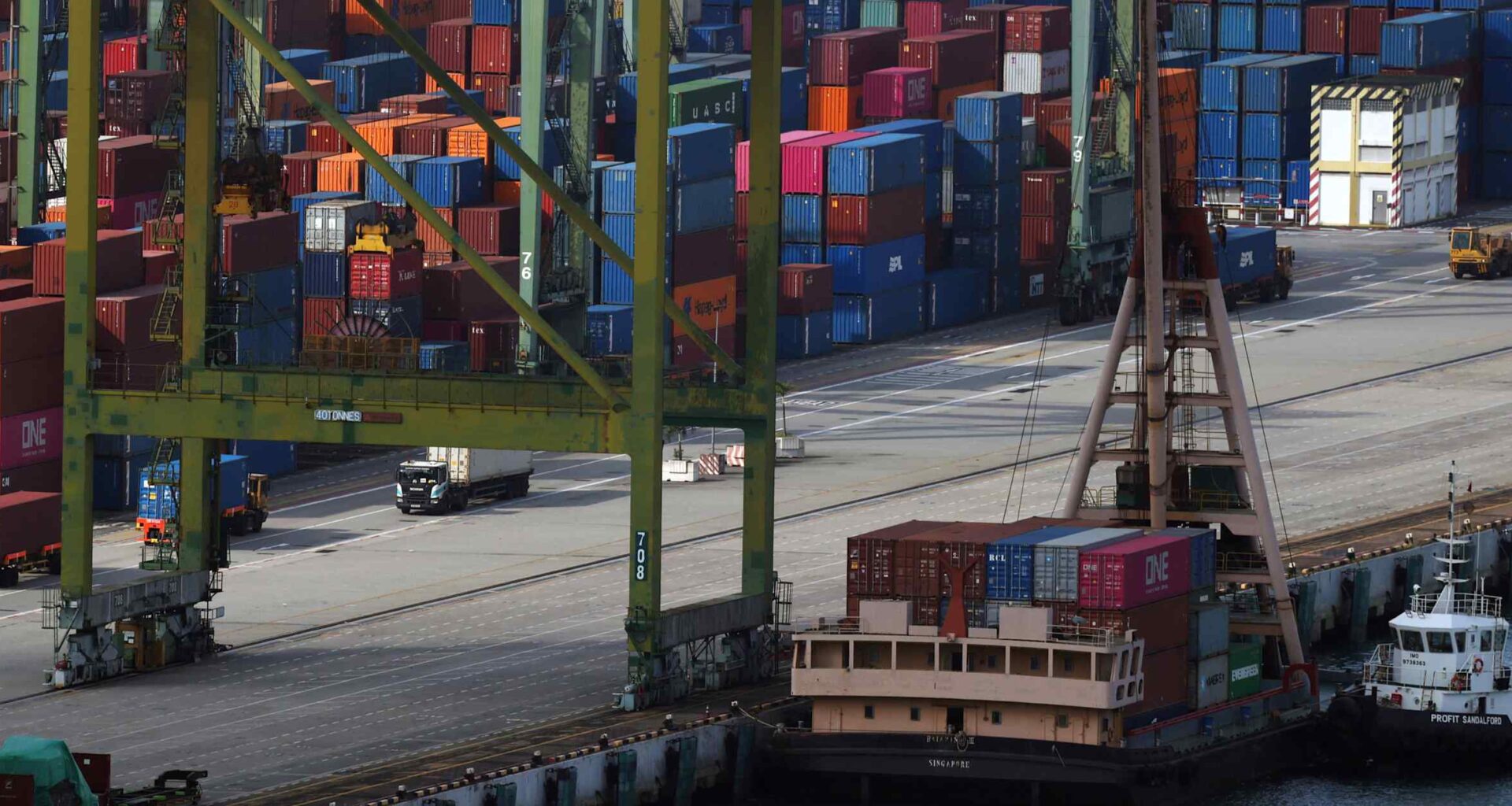 Malaysia, Singapore exports surge on AI boom, defying Mideast shock