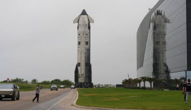 SpaceX reveals plans for what could be biggest-ever initial public offering
