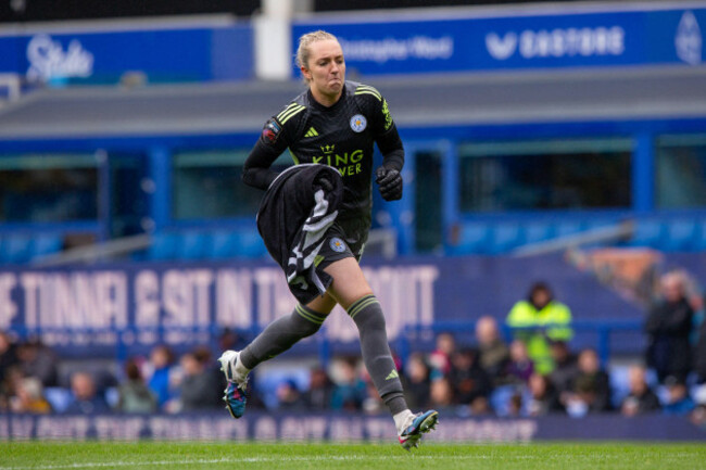 liverpool-uk-16th-may-2026-katie-keane-of-leicester-city-sprints-towards-the-goal-during-the-barclays-womens-league-fixture-between-everton-and-leicester-city-at-goodsion-park-on-may-16th-2026-cr
