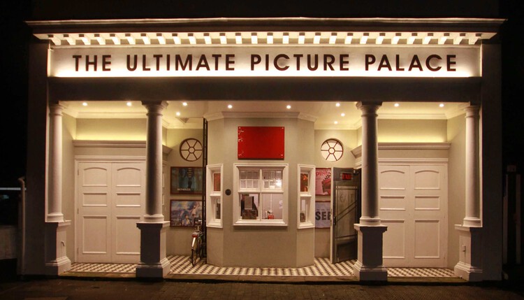 Historic Entertainment Venues in Oxford, Valparaíso, and Osaka Reflect Growing Pressures on Cultural Infrastructure - Image 4 of 6