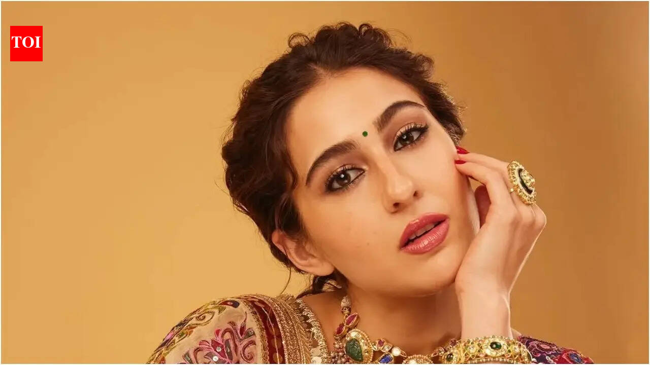 Sara Ali Khan once ate 2 pizzas and 3 brownies daily in New York before losing 45 kg, calls it as 'Mindless eating' |