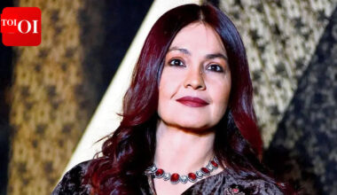 Pooja Bhatt clarifies she was ‘not naked’ in controversial body paint cover inspired by Demi Moore: ‘The idea was never to shock people’ | Hindi Movie News