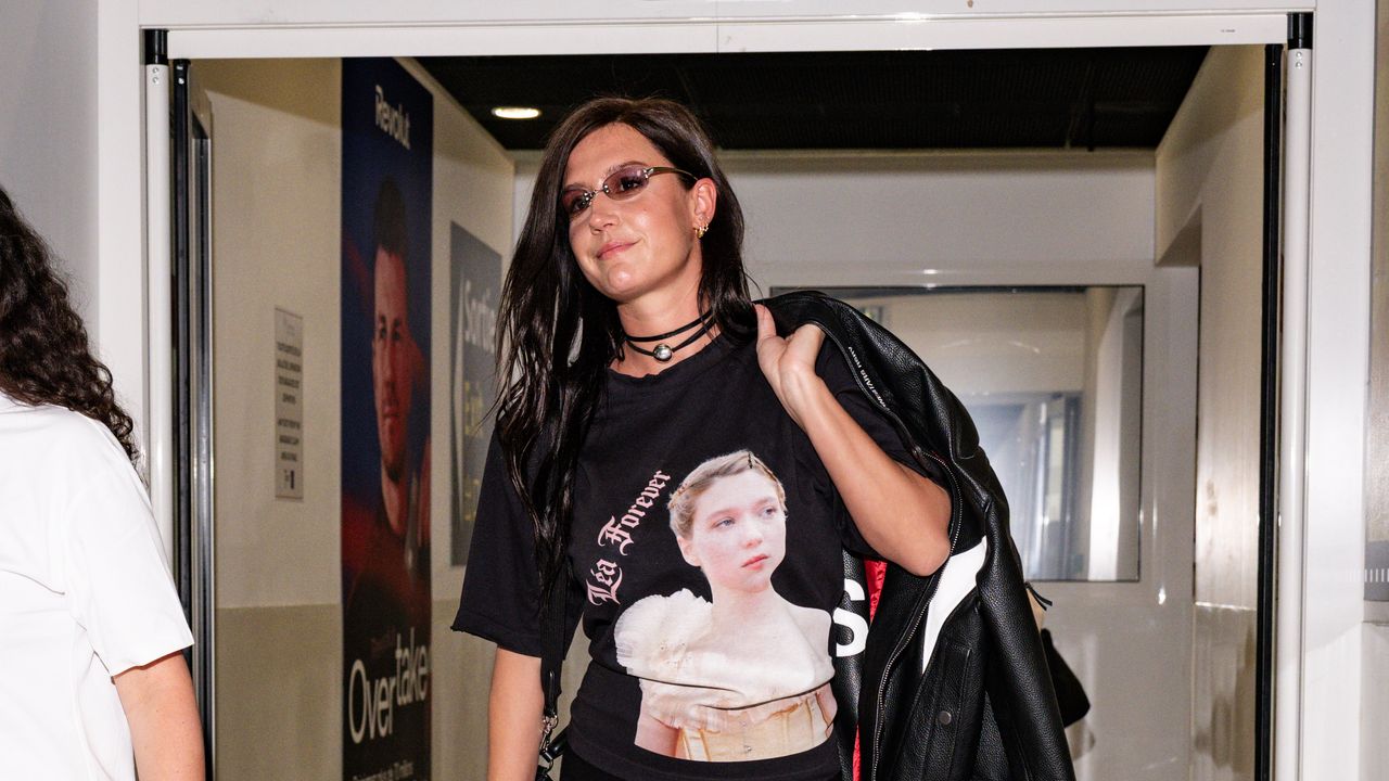 Adèle Exarchopoulos Is Still Léa Seydoux’s Number 1 Fan