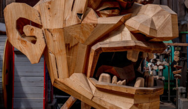 He’s Trolling Your Trash, and Turning It Into Art