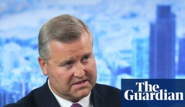 BP boardroom turmoil deepens as ousted chair hits back at ‘lies’ over conduct | BP