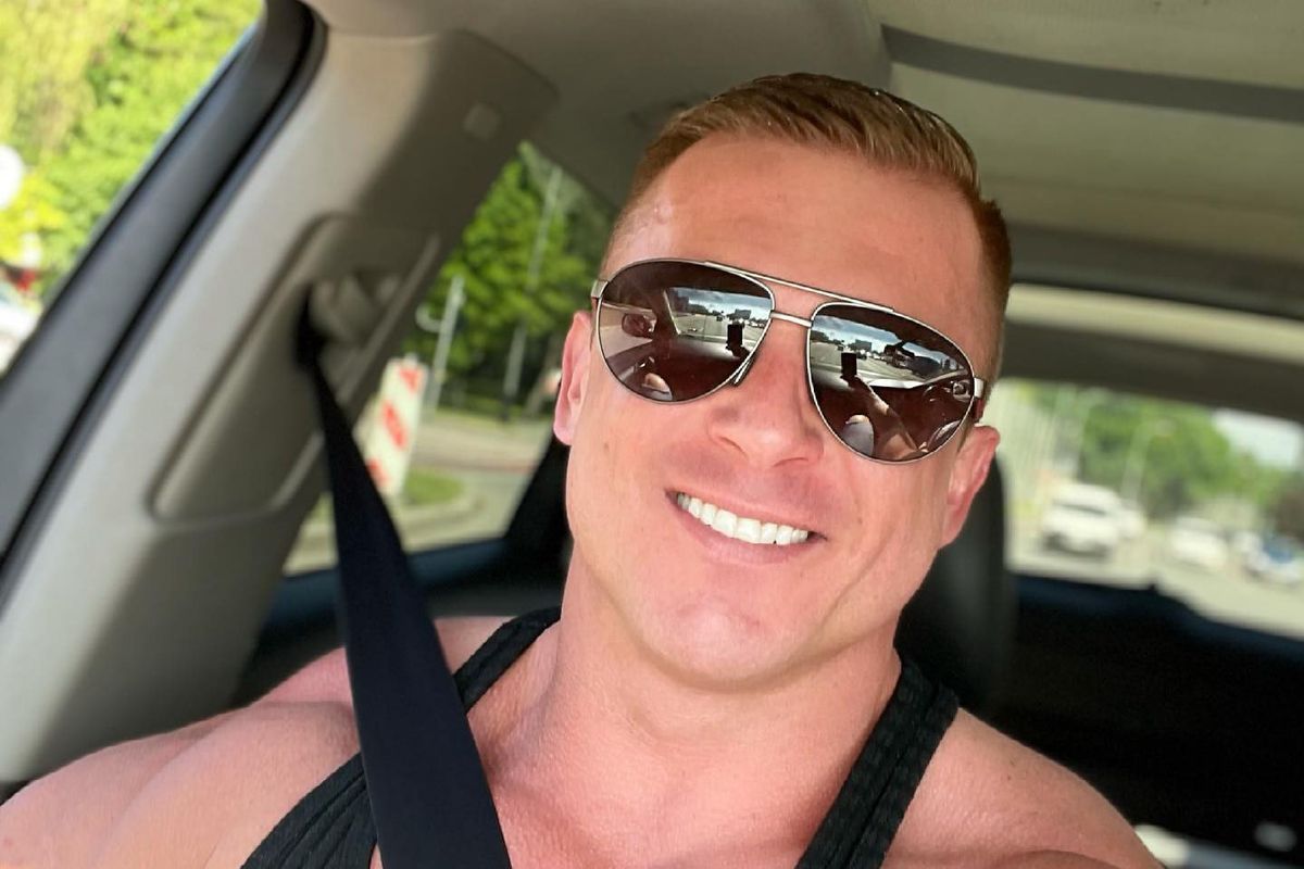 Alongside acting, Jakub Łoza worked as a bodybuilder, personal trainer and model