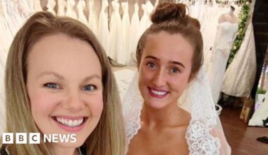 'I made Venezuela Fury's 40ft wedding train - it was too big for my workshop' - BBC