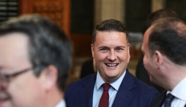 Wes Streeting to step down and challenge Starmer for leadership, say reports – The Irish Times