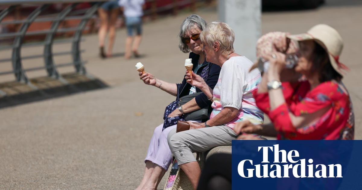 ‘My hospital room is unbearable’: how the heatwave is affecting Britons | UK weather