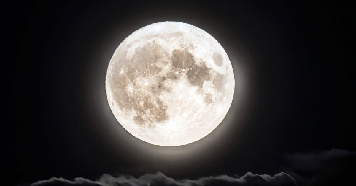 Astronomical events that come along ‘once in a blue moon’