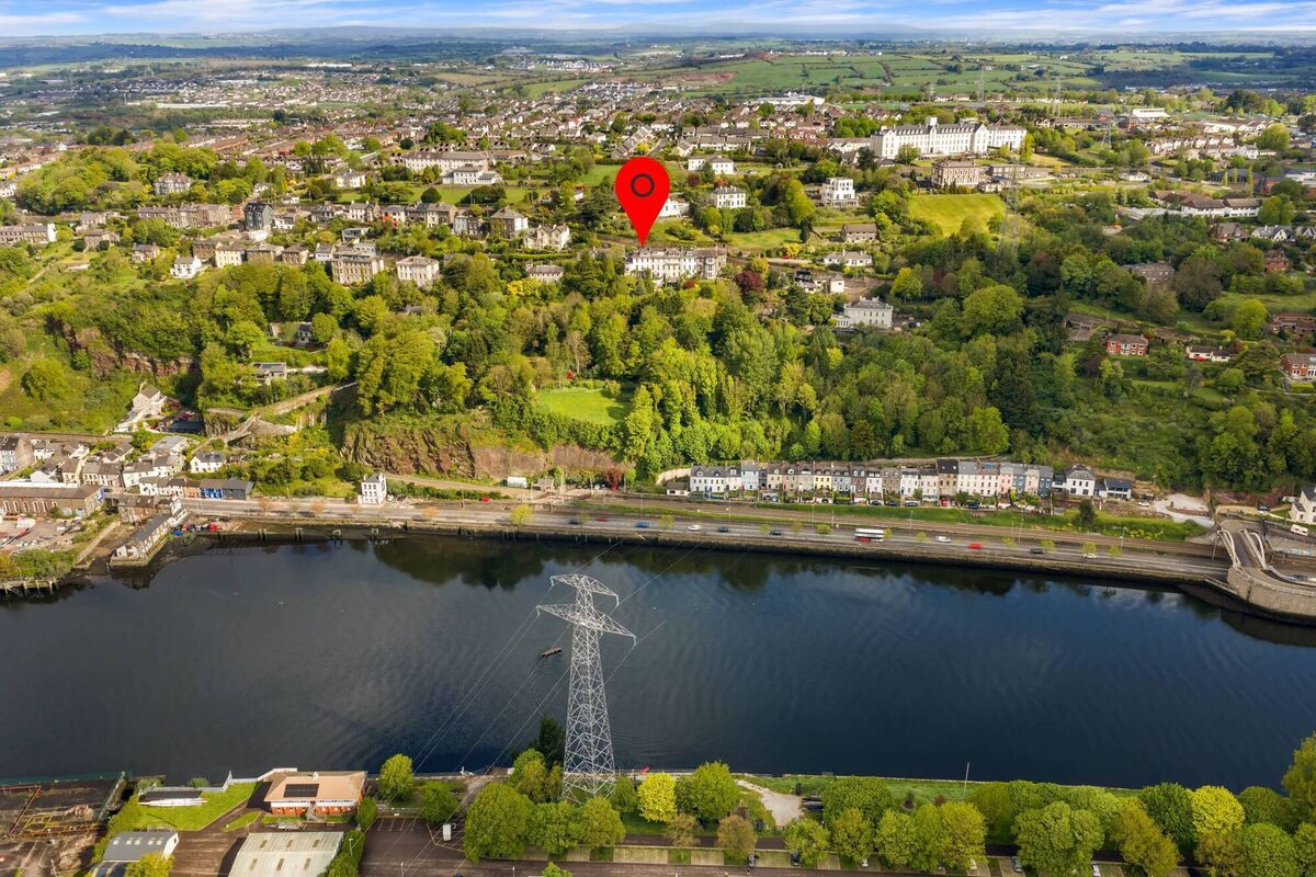 Tinhalla, Montenotte
